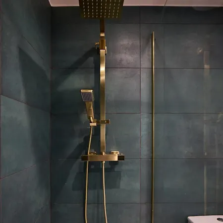 Luxe Home, Long Savings, Central, Parking * Лідс