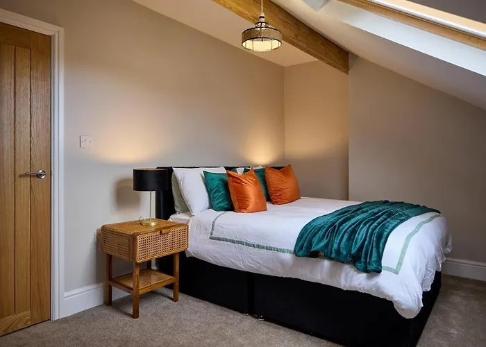 Luxe Home, Long Savings, Central, Parking Holiday home Leeds (West Yorkshire)